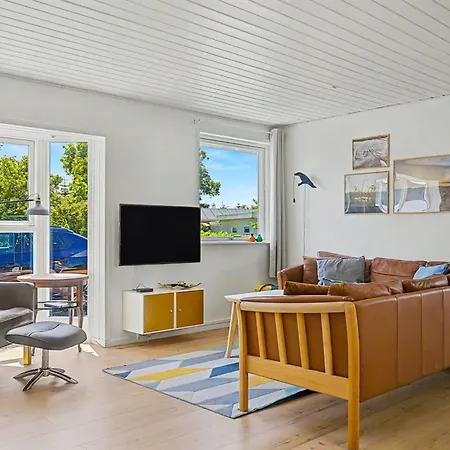 Aderice - 80m From The Sea By Interhome *